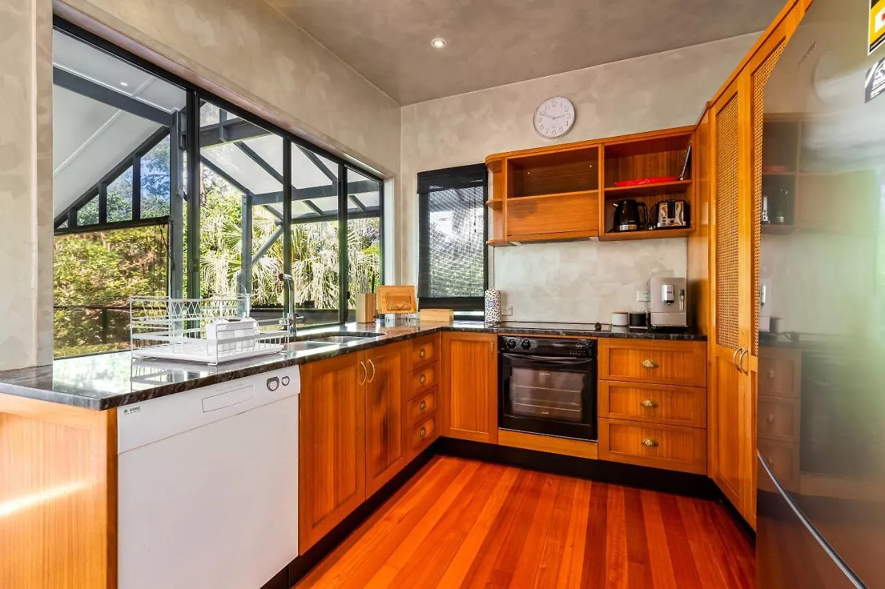Unwind At Secret Garden Maleny 3 Bedroom Family Home Feriehus